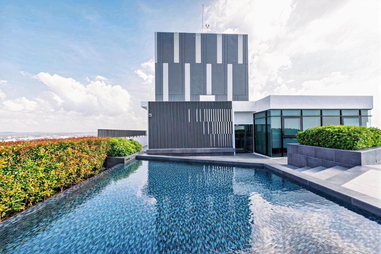The Base Central Pattaya Exterior foto